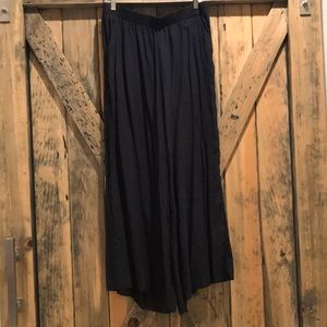 Charcoal flowey pants with pockets